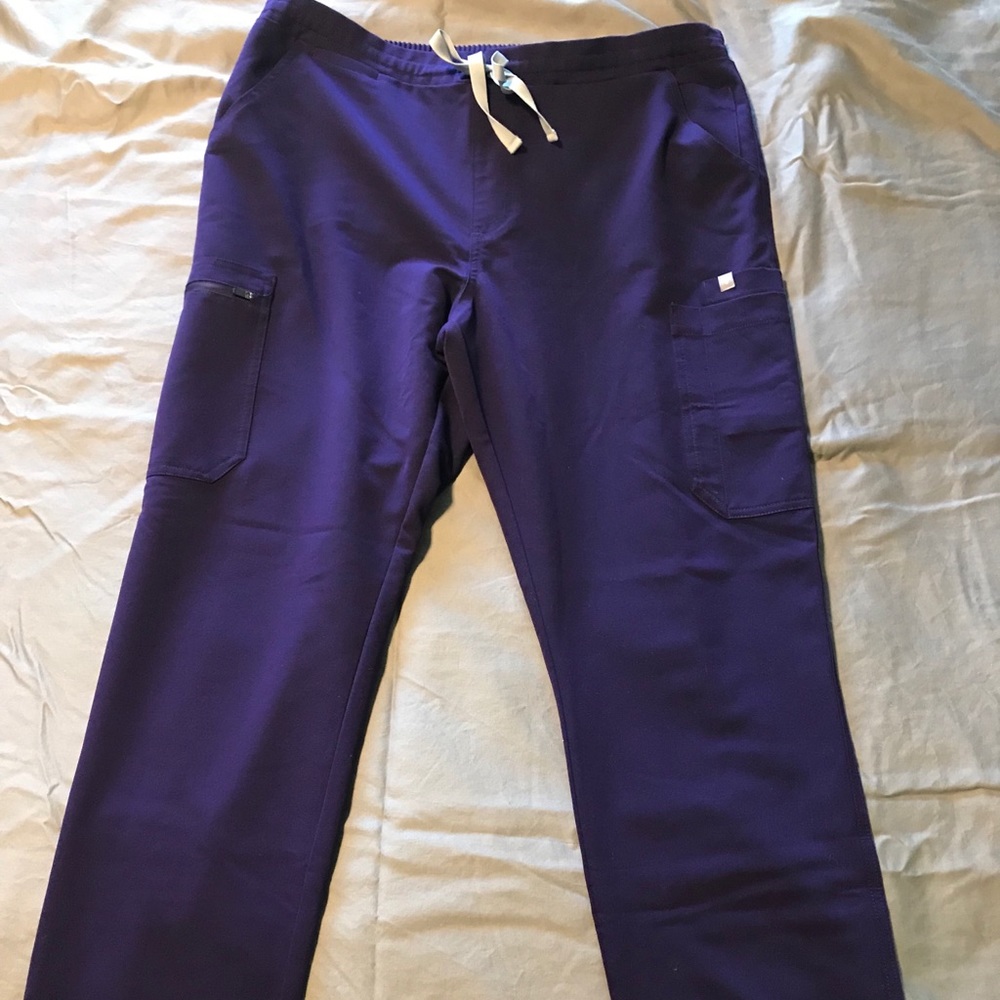 Figs Yola skinny scrub pants